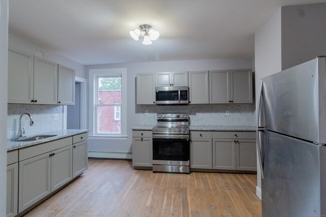 Photo - 43 York St Unit 3