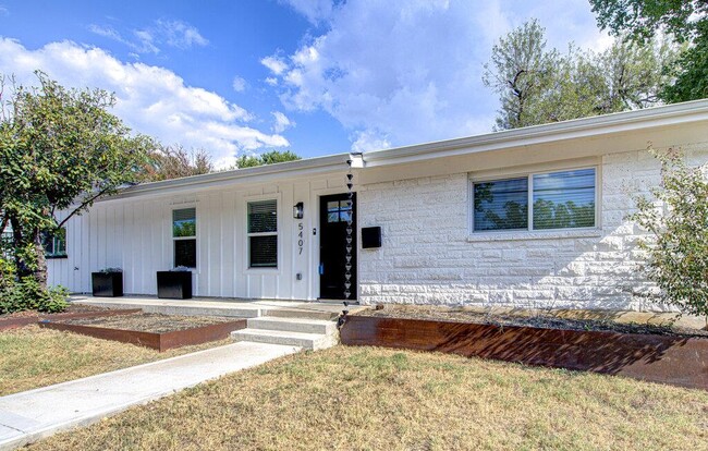 Photo - 5407 Manor Rd