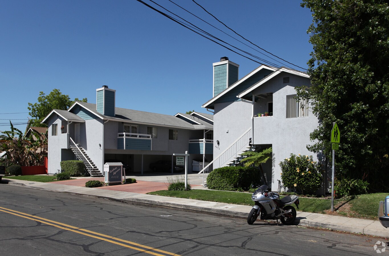 Photo - Bishop Square