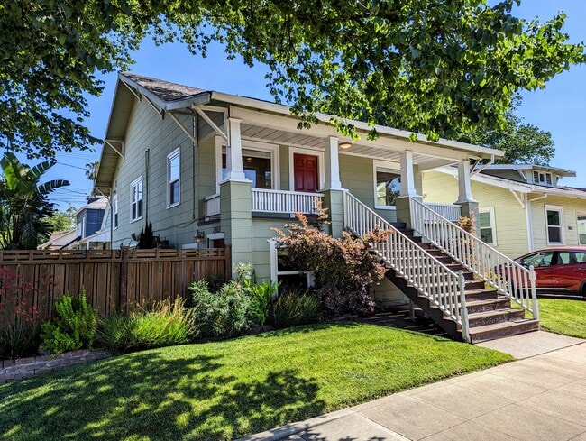 Photo - 3001 4th Ave