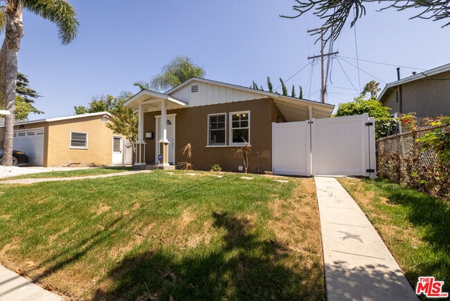 Photo - 5276 Walnut Ave