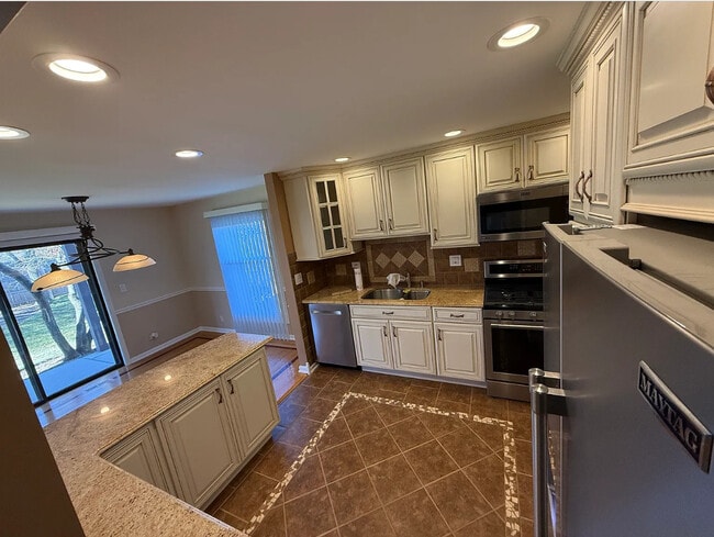 Photo - 2950 Northampton Dr