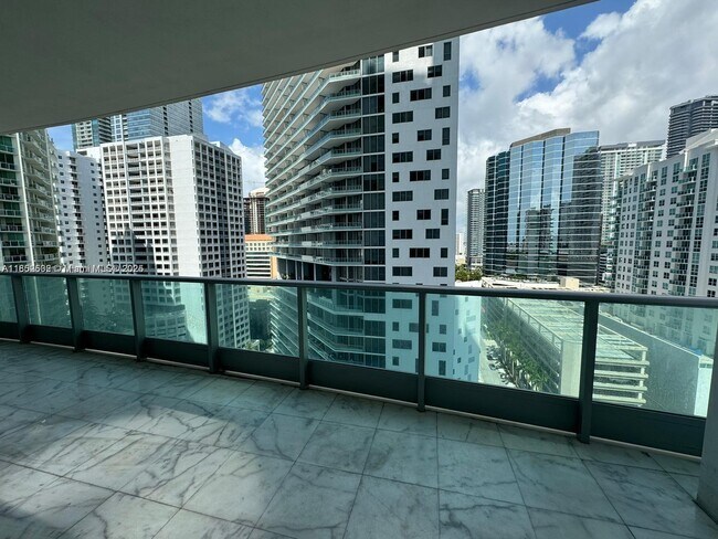 Building Photo - 1331 Brickell Bay Dr Unit 1704 Rental