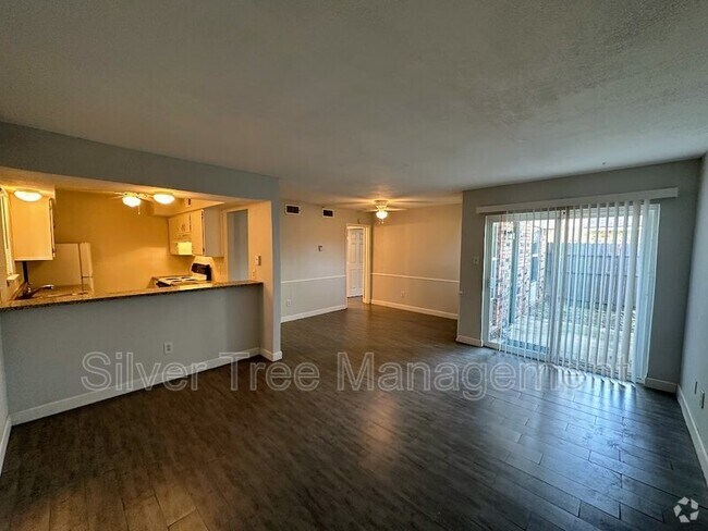Building Photo - 4820 Wellesley Ave Unit B Rental