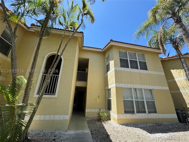 Building Photo - 417 Vista Isles Dr Unit 2324
