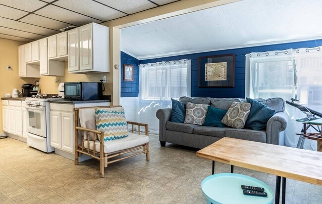 Photo - 1017 S Shore Dr