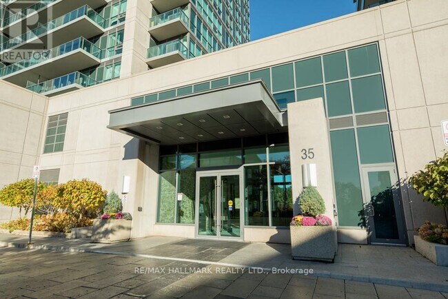 Photo - 35 Brian Peck Crescent Unité 423