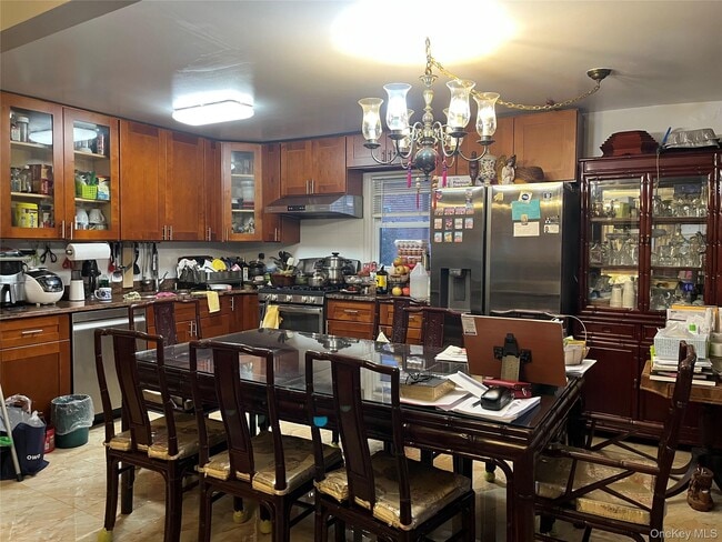 Photo - 200-07-200-17 17th Ave