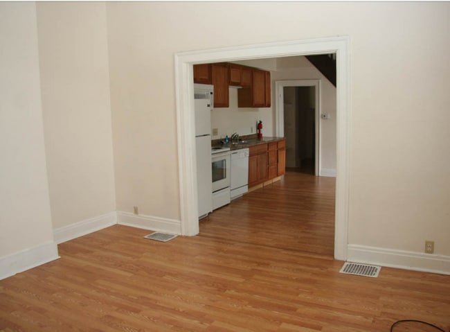 Photo - 210 N Beech St