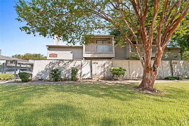 Building Photo - 9574 Windswept Ln Unit 9574 Rental