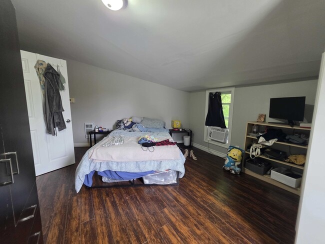 Photo - 406 Barrie St Unit 406-3