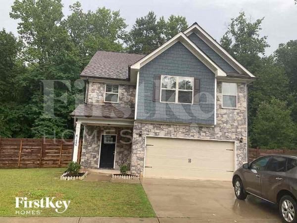 Building Photo - 4120 Woodland Park Dr SW