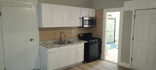 Photo - 1335 Park Ave Unit 2