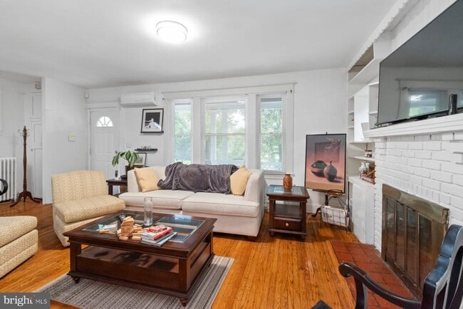 Photo - 3904 Gwynns Falls Pkwy