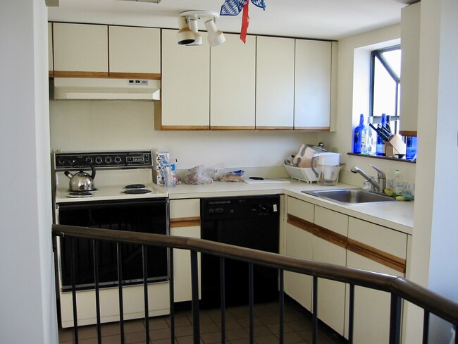 Photo - 29 Brainerd Rd Unit 305