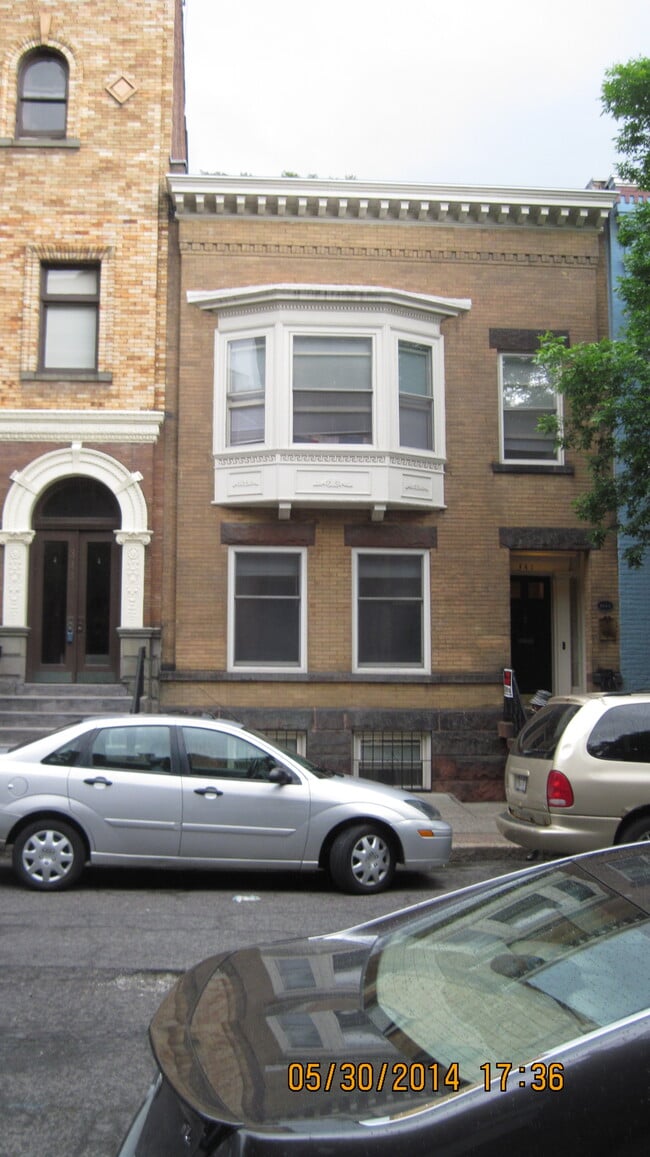 Building Photo - 341 State St Unit 1st Floor