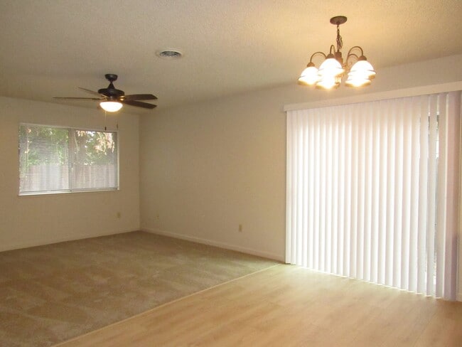 Photo - 340-344 El Rio Ct