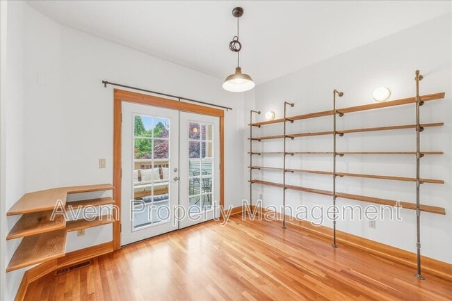 Photo - 4527 SE 40th Ave