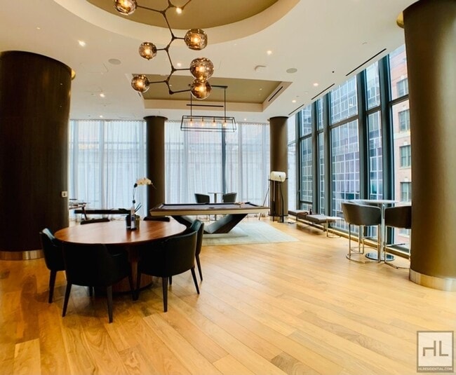 Building Photo - East 44th Street Unit 22G Rental