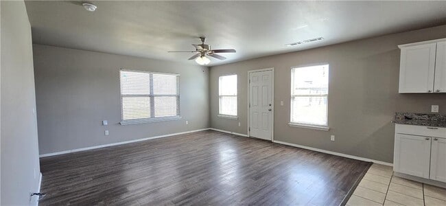 Photo - 5007 SW Fieldstone Blvd