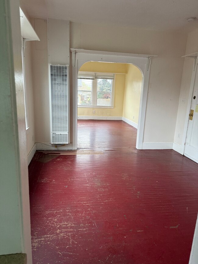 Photo - 470 62nd St Unit B