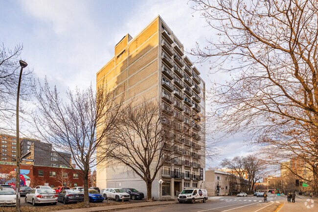 Photo - Place Milton