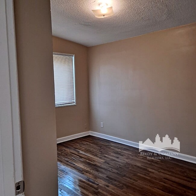 Photo - 1742 Brown Ave