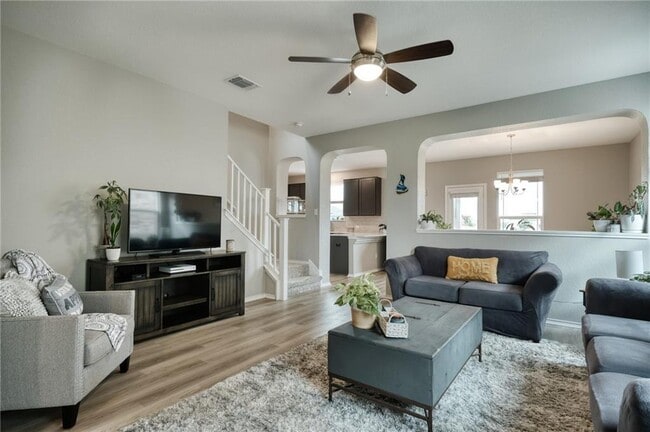 Photo - 209 Asher Blue Dr