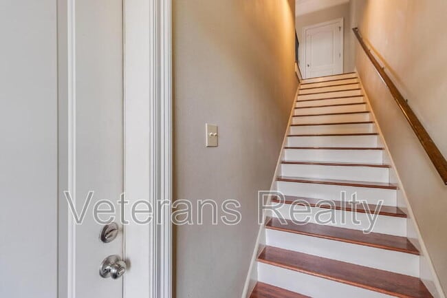 Photo - 28 Oak Alley Ln