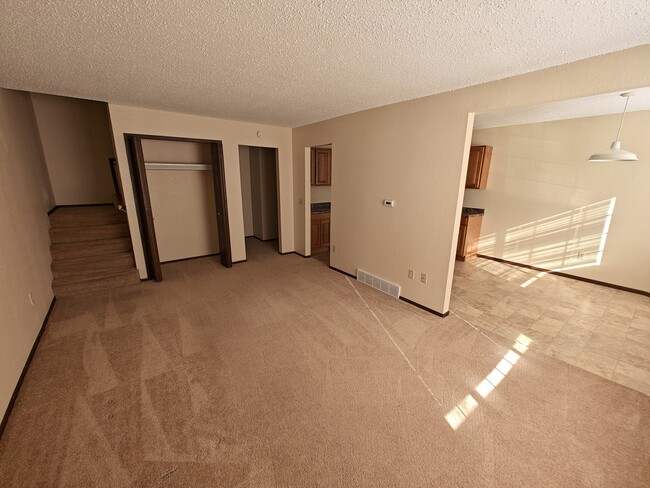Pine Run Place Apartments and Townhomes