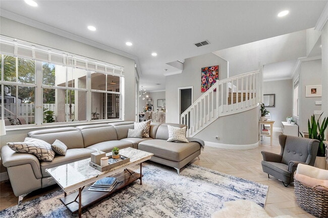 Building Photo - 604 Stanton Dr