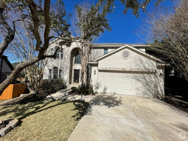 Building Photo - Located In the heart of Stone Oak Rental