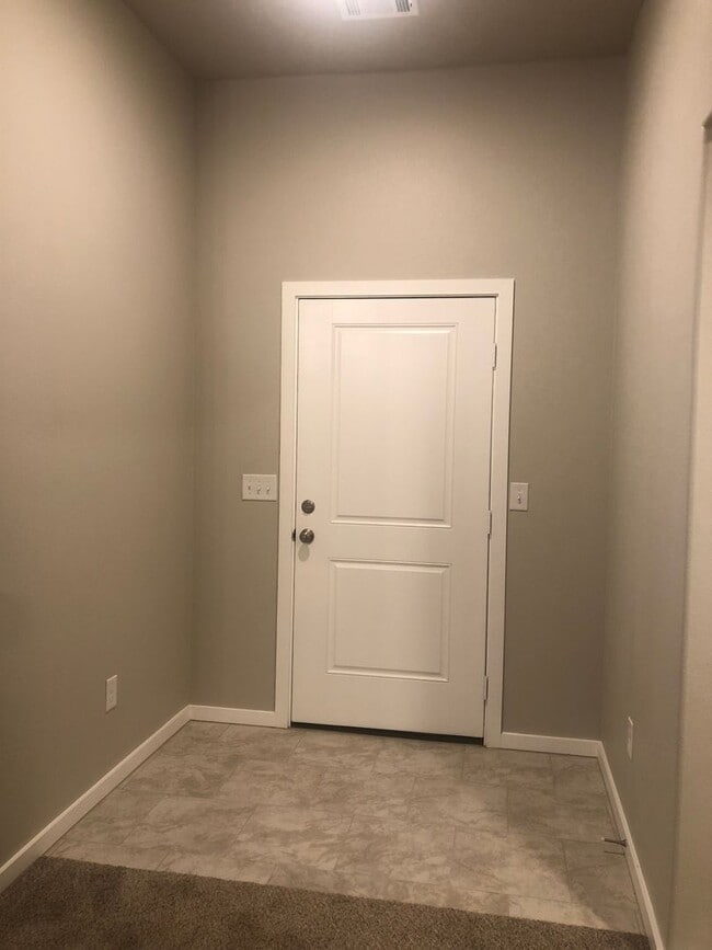 Photo - Brand New Home in Hertiage Hills 3/2/2