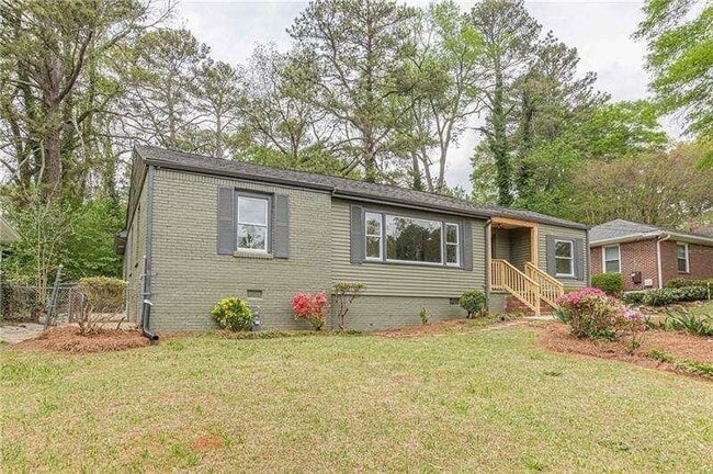 Photo - 525 Rosemont Dr