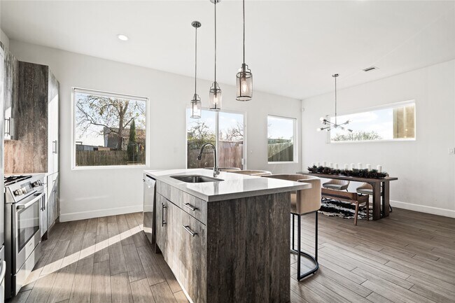 Photo - 6819 Rocinante Ln