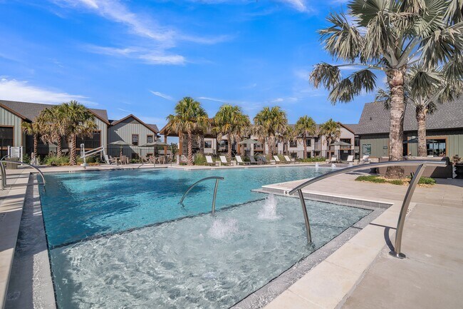 Canter Luxury Apartment Homes