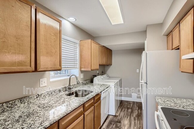 Photo - 7332 S Xenia Cir Unidad Apt B