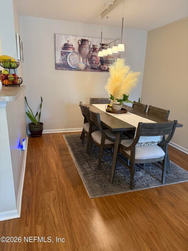 7701 Timberlin Park Blvd Unit 323