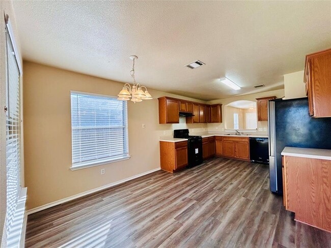 Photo - 1212 Sleepytime Trail