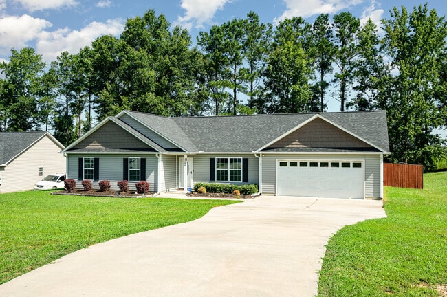Building Photo - 3200 Silver Fox Cir Rental