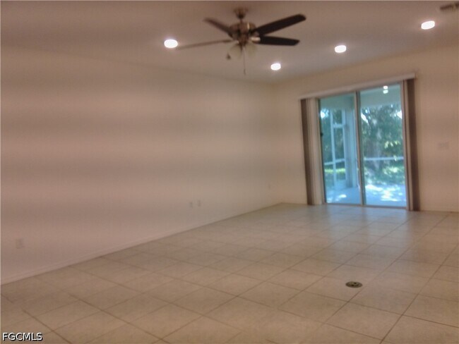 Photo - 177 Castile Ct