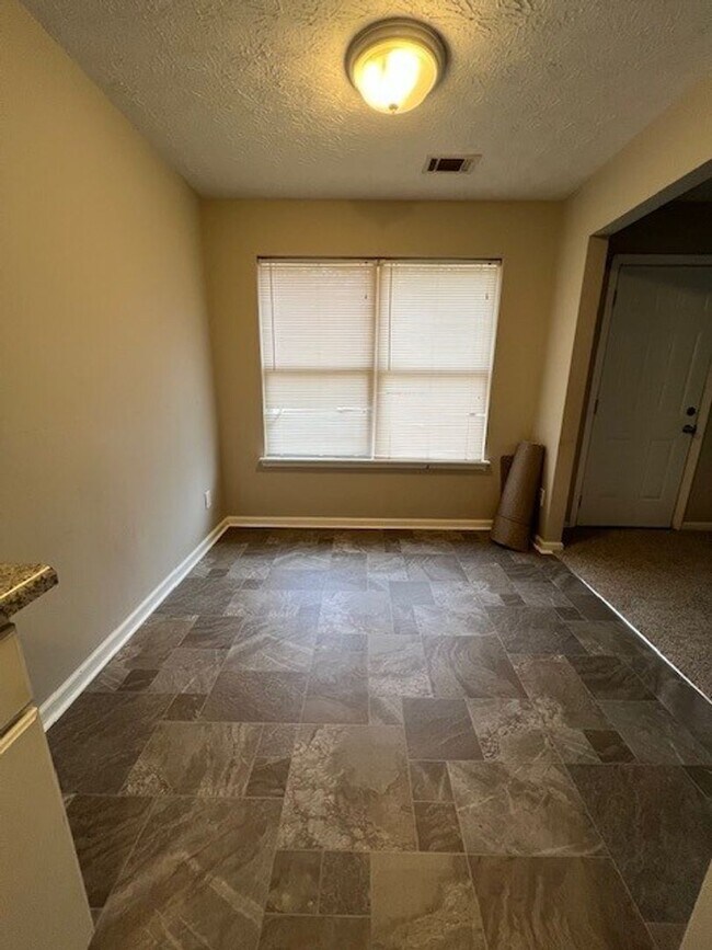 Photo - 3 Bedroom, 2 Bath Home