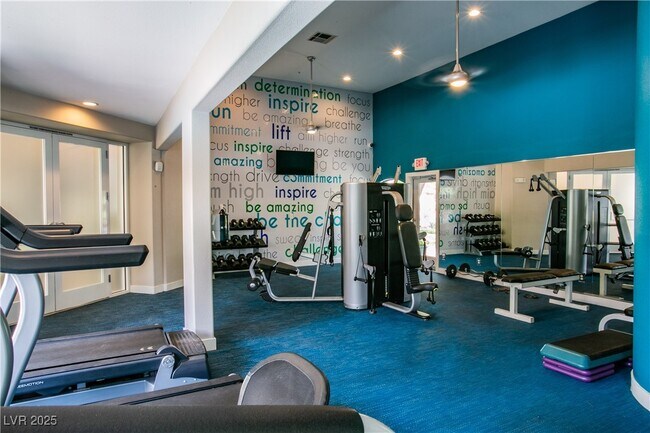 Building Photo - 2675 Windmill Pkwy Unit 2924 Rental