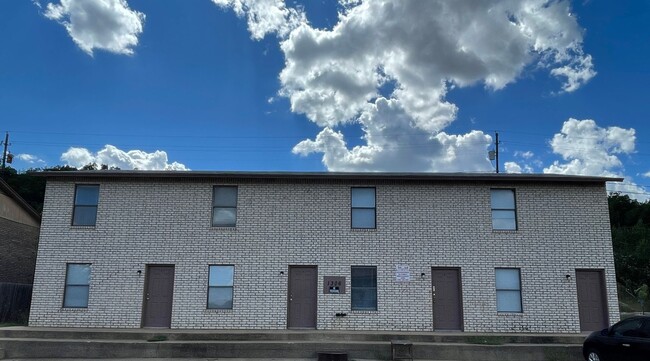 Photo - 1306 Brown Dr Apartment Unit A