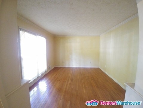 Photo - 891 Providence Dr