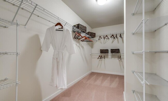 Photo - 500 Crawford St