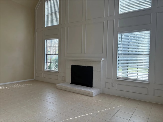 Photo - 500 Button Willow Ct