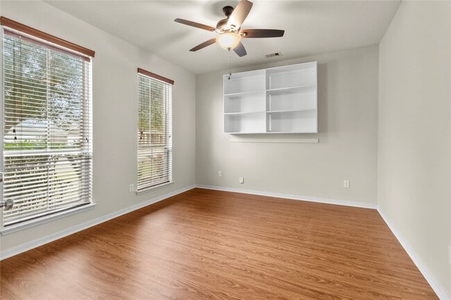 Photo - 3202 Dogwood Knoll Trail