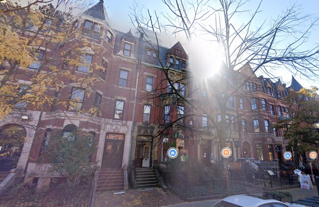Photo - 264 Newbury St
