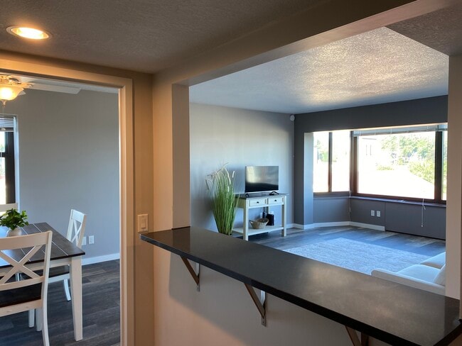 Photo - 207 5th Ave SW Unit 604